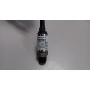 Nyomástávadó P499ACS-404C